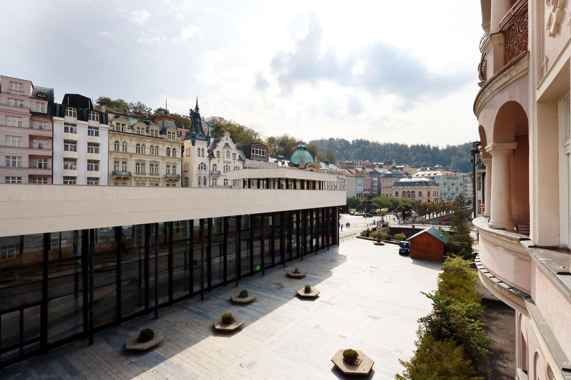 Art Deco Wolker By Astoria Hotel & Medical Spa Karlovy Vary Exterior photo